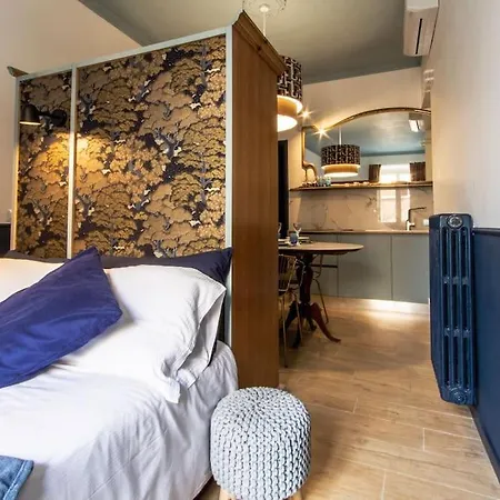 Rasella44, Blu Rome