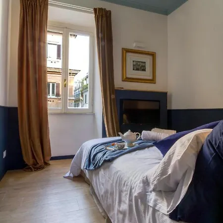 Rasella44, Blu Apartman